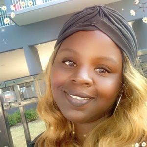 Meet your Posher, Quandra